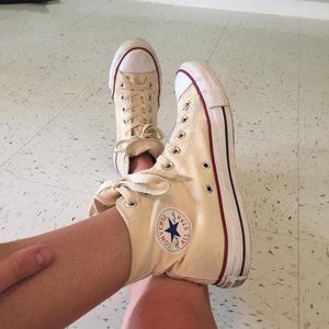 converse high top in natural ivory size 9